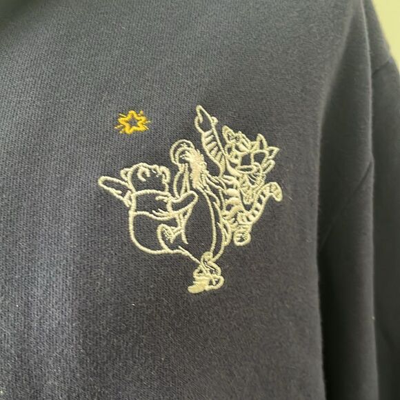 Walt Disney World Winnie The Pooh Navy Hoodie with Embroidered Detail SZ XL - Picture 2 of 9